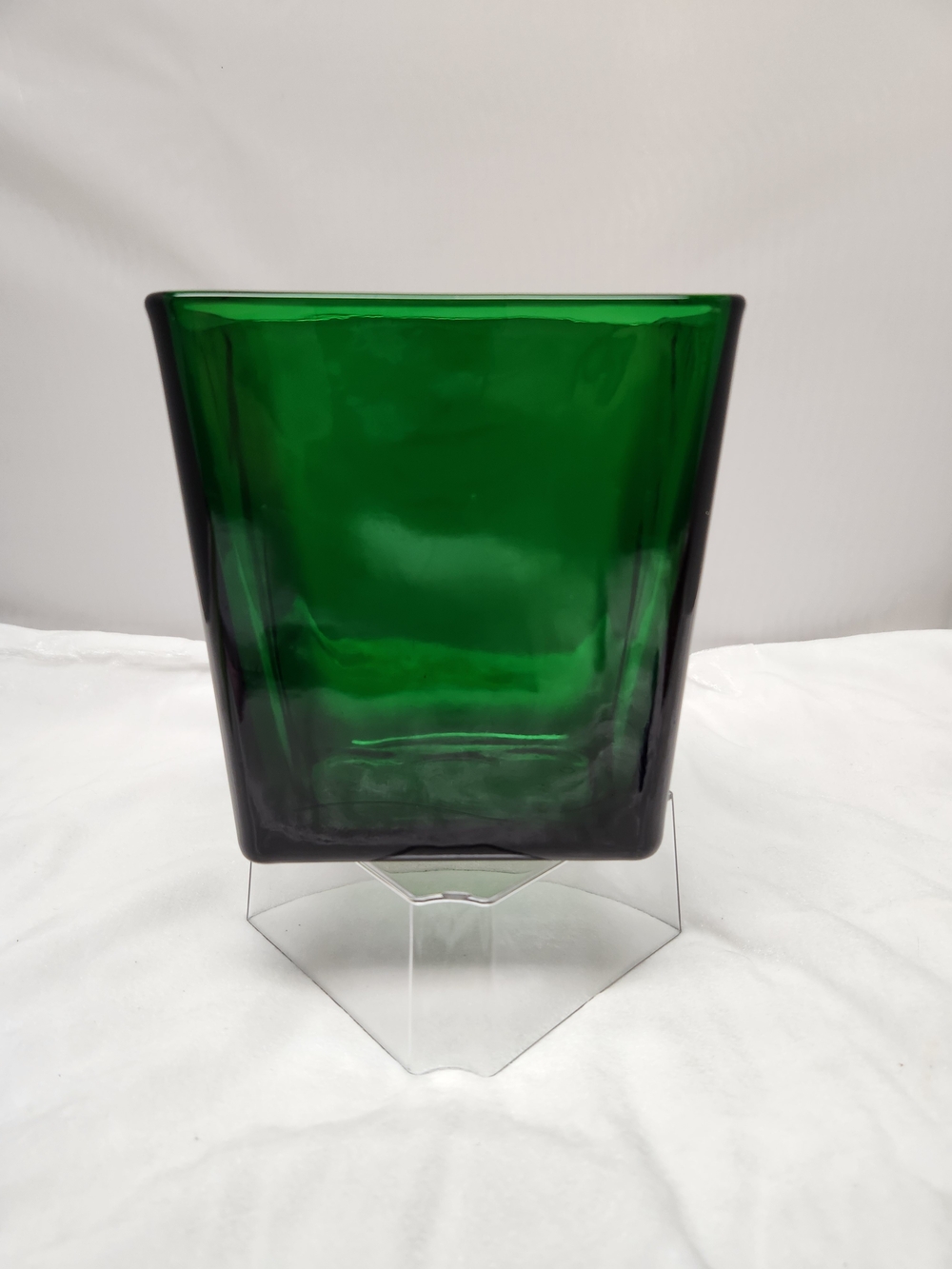 Deep Emerald Glass Vase for Modern Home Decor